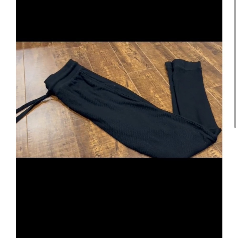 Joggers - Picture 8 of 9
